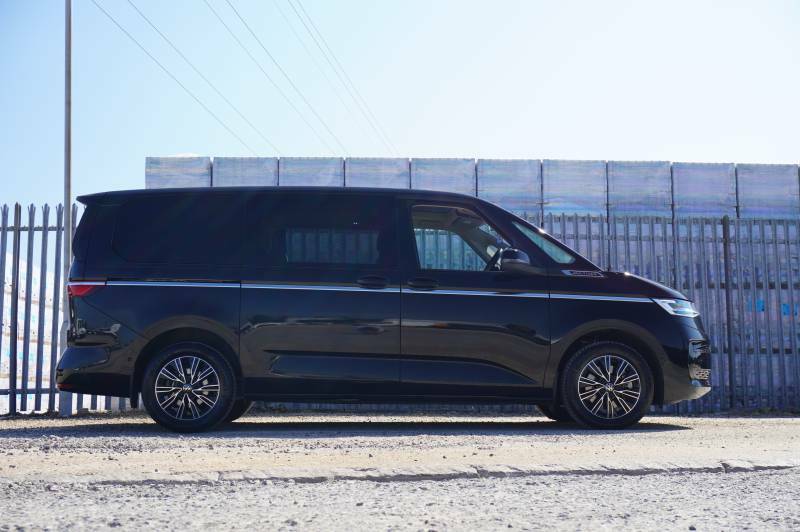 Volkswagen Multivan Tsi Lwb Dsg Style Lwb - 2025 25 HY25UVA Black #4