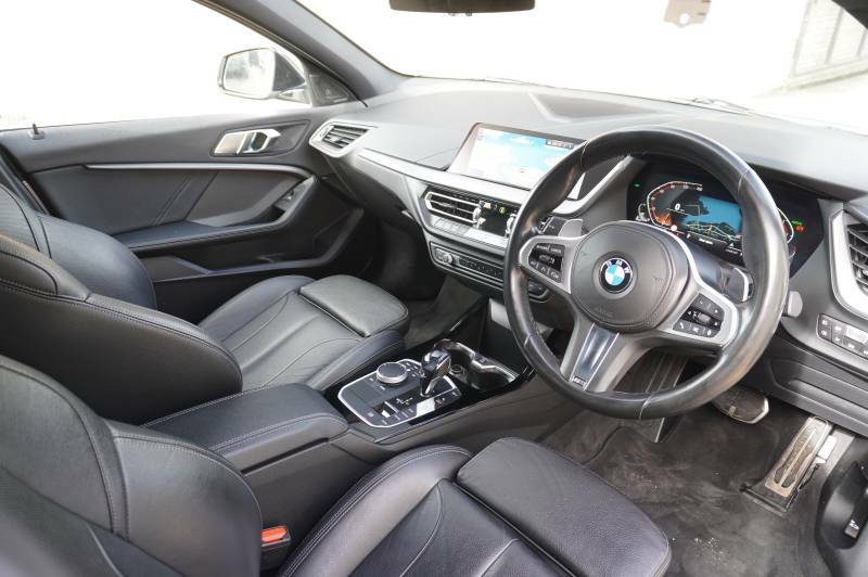 BMW 1 Series 118D M Sport - 20 White #6