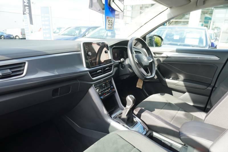 Volkswagen T-Roc Tsi Style - 2023 22 HG22VXO Black #2