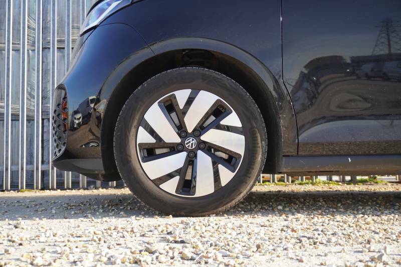Volkswagen 79Kwh Commerce Plus Swb - 2025 75 HJ75ODS Black #5