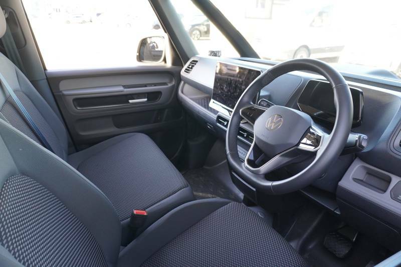 Volkswagen 79Kwh Commerce Plus Swb - 2025 75 HJ75ODS Black #6