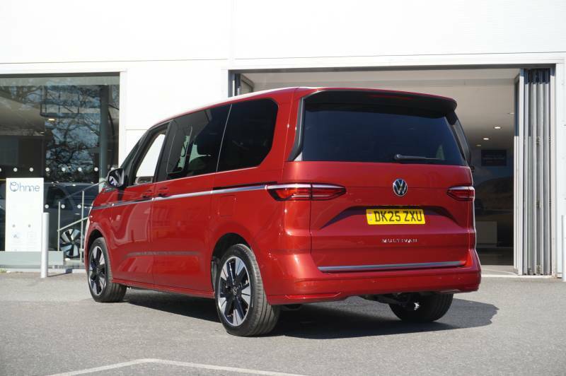 Volkswagen Multivan Tdi Dsg Style - 2026 25 DK25ZXU Red #3
