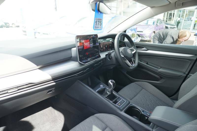 Volkswagen Golf Tsi Match - 2025 75 HF75RPY Grey #2