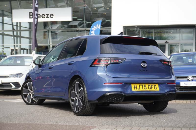 Volkswagen Golf Tsi 150 Black Edition - 2026 HJ75OFO Blue #3