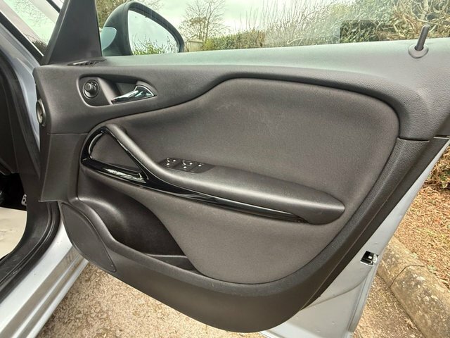 Vauxhall Zafira Tourer 1.6 Cdti Ecoflex Sri Mpv Euro 6 Silver #3