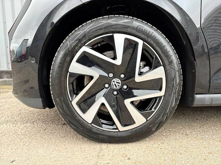 Volkswagen ID.Buzz 210Kw Style Pro 86Kwh Lwb 7 Seat KW25VGF Black #5