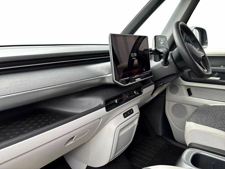 Volkswagen ID.Buzz 210Kw Style Pro 86Kwh Lwb 7 Seat KW25VGF Black #2