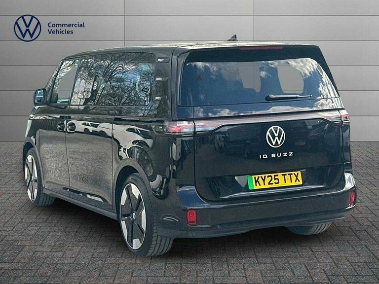 Volkswagen ID.Buzz 210Kw Style Pro 86Kwh Lwb 7 Seat KY25TTX Black #3