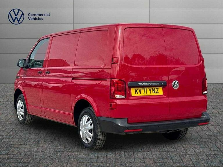 Volkswagen Transporter 2.0 Tdi 110 Startline Van KV71YNZ Red #3