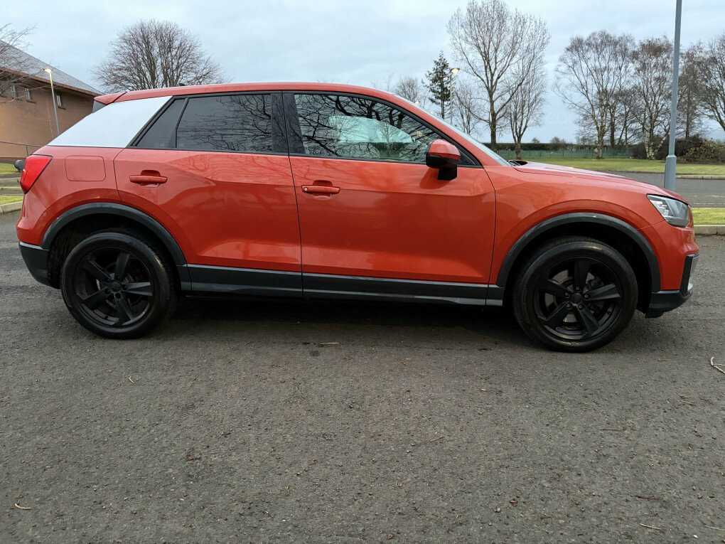 Audi Q2 Sport 30 Tdi DA68HLX #3