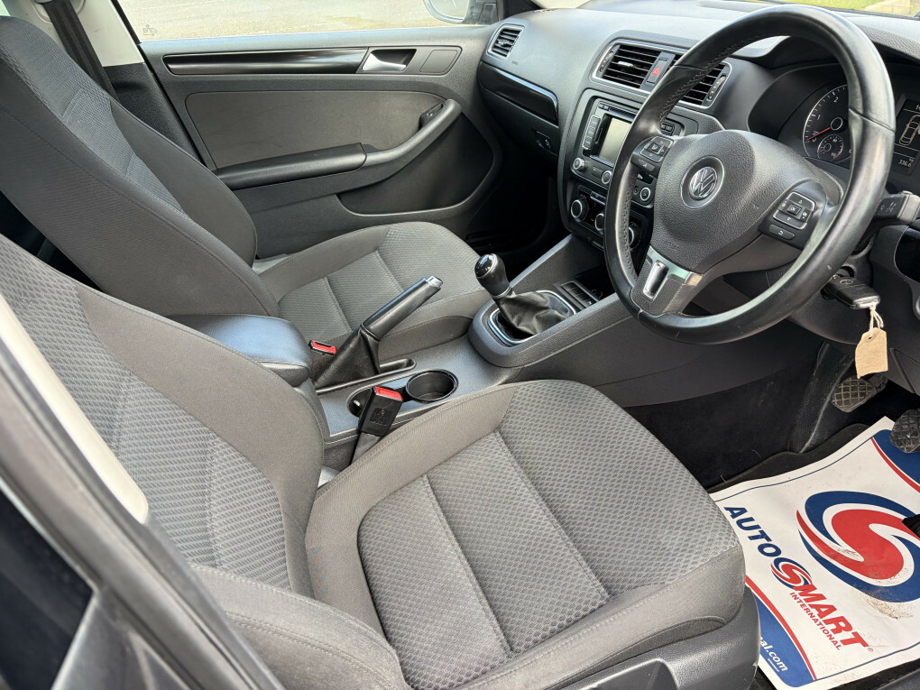 Volkswagen Jetta Limited Edition Tdi Bluemotion Technology  #5