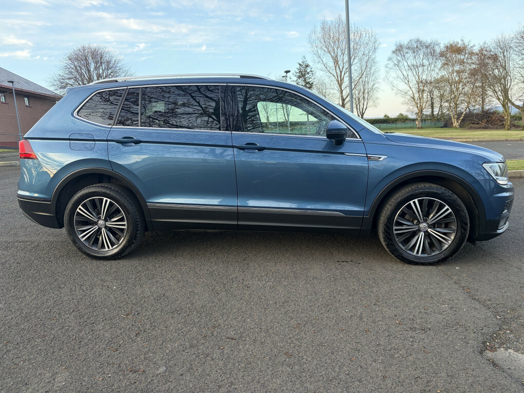 Volkswagen Tiguan Allspace Allspace Se Nav Tdi 4Motion MF18FVP #3