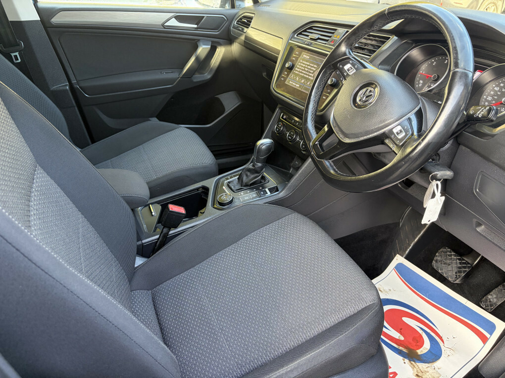 Volkswagen Tiguan Allspace Allspace Se Nav Tdi 4Motion MF18FVP #6