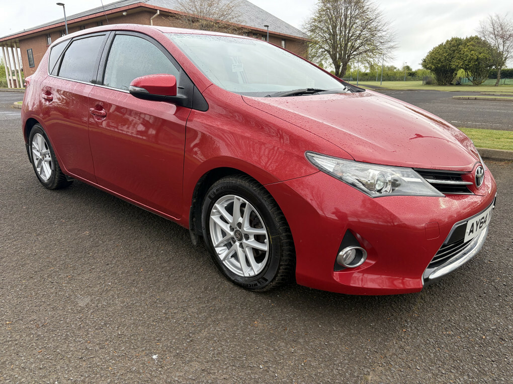Toyota Auris Icon D-4d AY64YWE #4