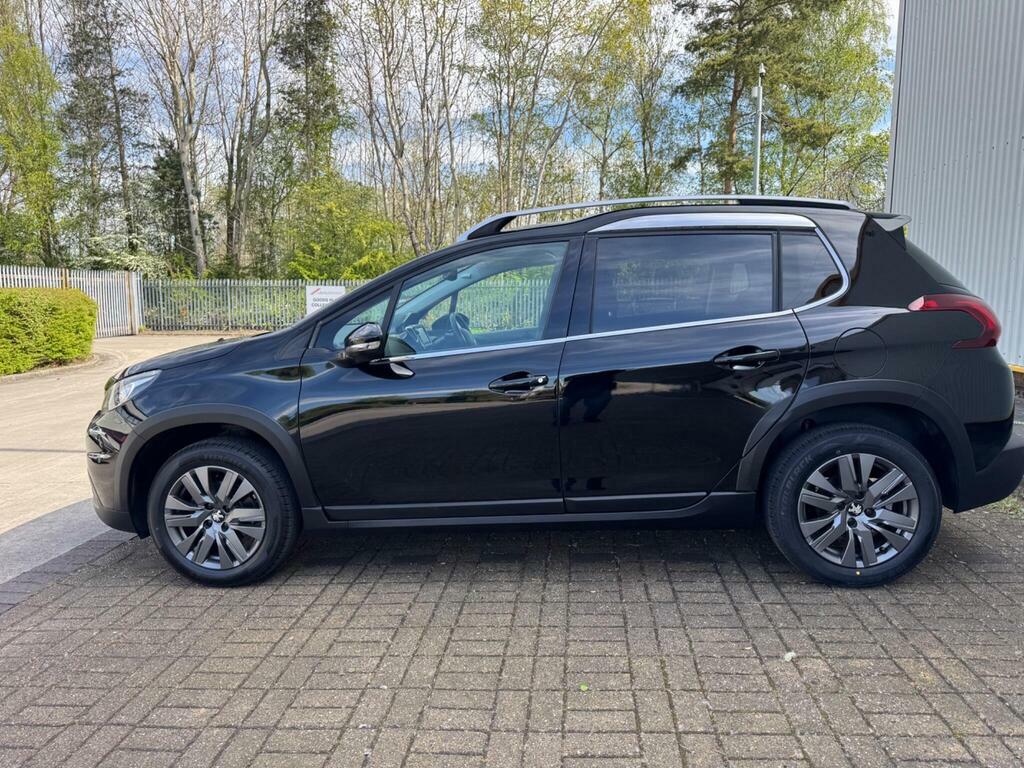 Peugeot 2008 1.2 Puretech Allure Euro 6 Black #5