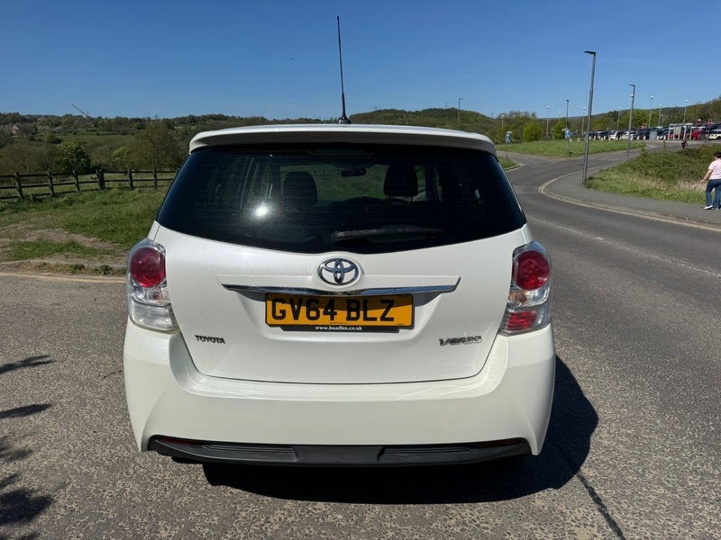 Toyota Verso D-4d Trend GV64BLZ White #4