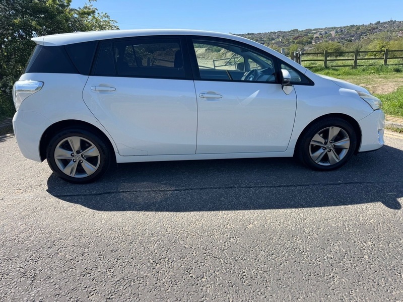 Toyota Verso D-4d Trend GV64BLZ White #6