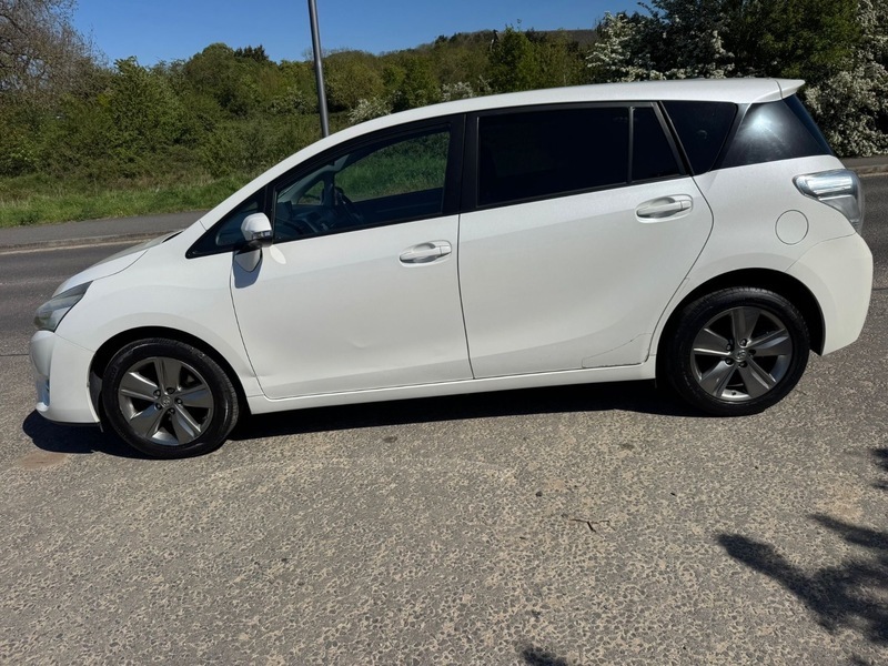 Toyota Verso D-4d Trend GV64BLZ White #5
