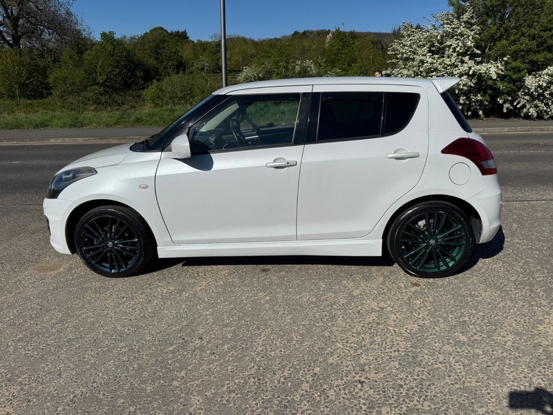 Suzuki Swift Sport White #5