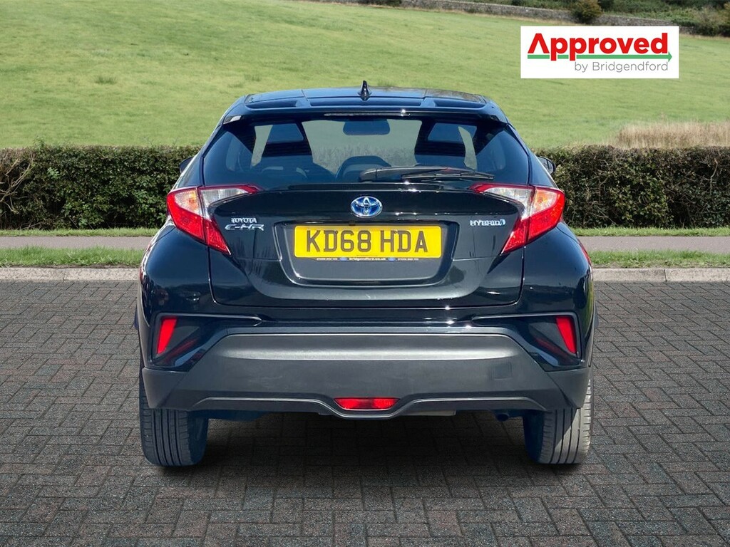 Toyota C-Hr 1.8 Hybrid Icon Cvt KD68HDA Black #4