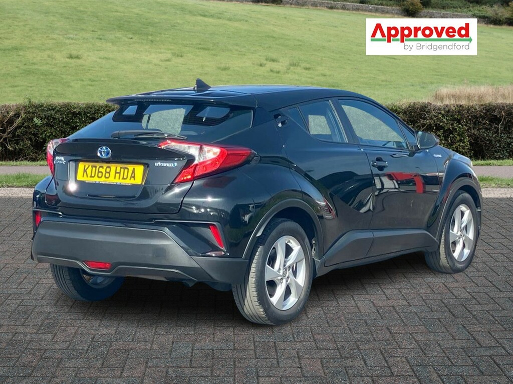 Toyota C-Hr 1.8 Hybrid Icon Cvt KD68HDA Black #3