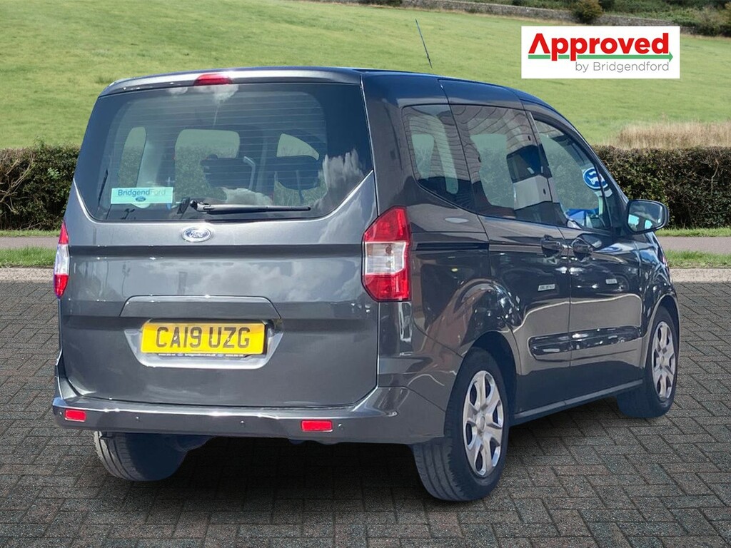Ford Tourneo Courier 1.5 Tdci Zetec Grey #3