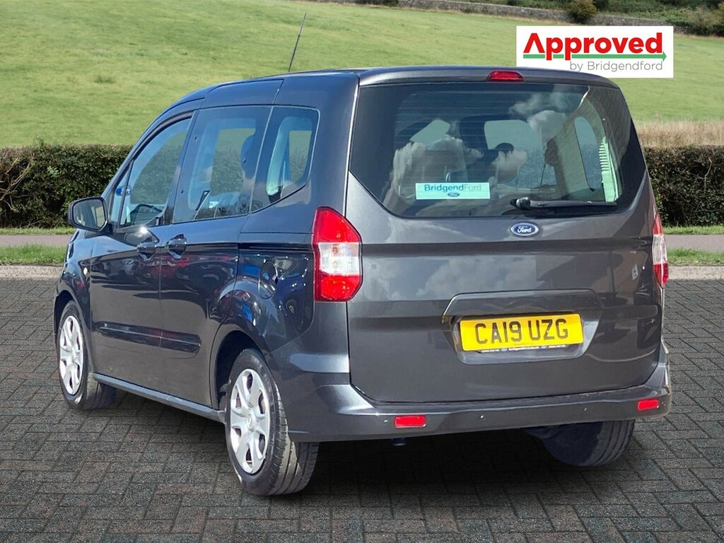 Ford Tourneo Courier 1.5 Tdci Zetec Grey #5