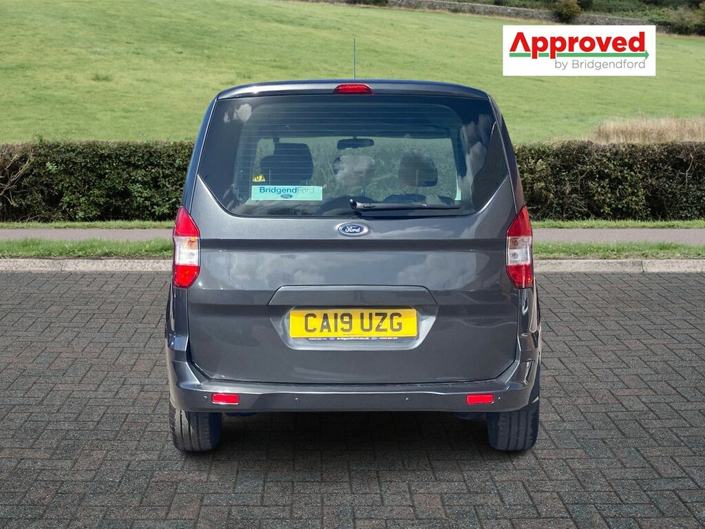Ford Tourneo Courier 1.5 Tdci Zetec Grey #4