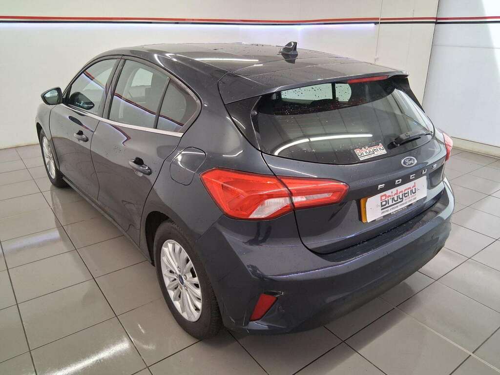 Ford Focus 1.0T Ecoboost Titanium Hatchback BJ70YSR Blue #4