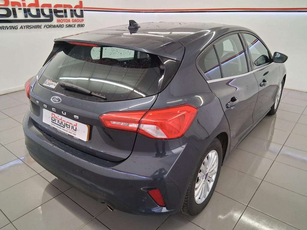 Ford Focus 1.0T Ecoboost Titanium Hatchback BJ70YSR Blue #6