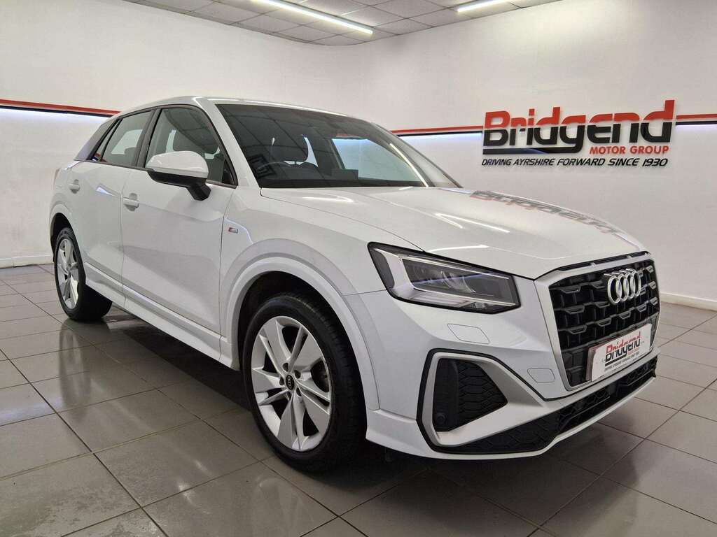 Audi Q2 1.0 Tfsi 30 S Line Suv LT72KWB White #2