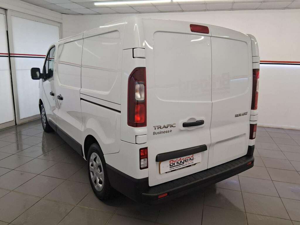 Renault Trafic 2.0 Dci Blue Sl28 Business Panel Van M HN23GDA White #4