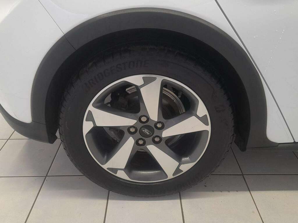 Ford Focus 1.0T Ecoboost Mhev Active Edition Hatchback NC21FTD White #6