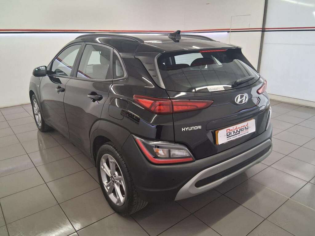 Hyundai Kona 1.0 T-gdi Mhev Se Connect Suv DL72GXB Black #4
