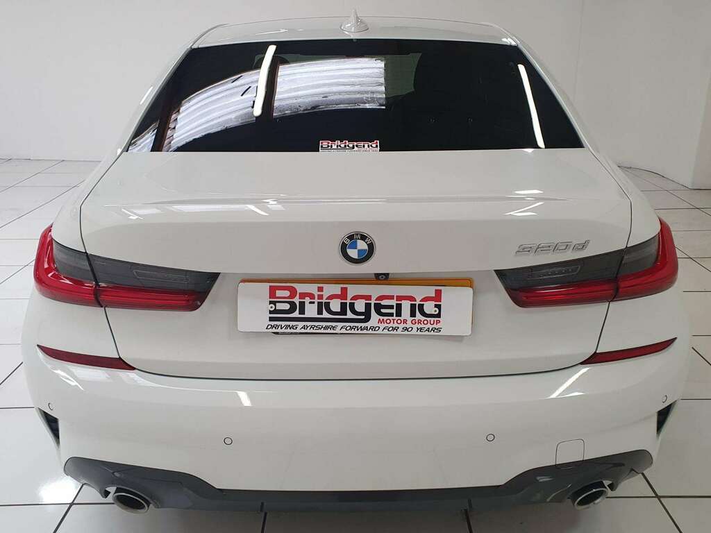 BMW 3 Series 2.0 320D M Sport Saloon YE19AVT White #5