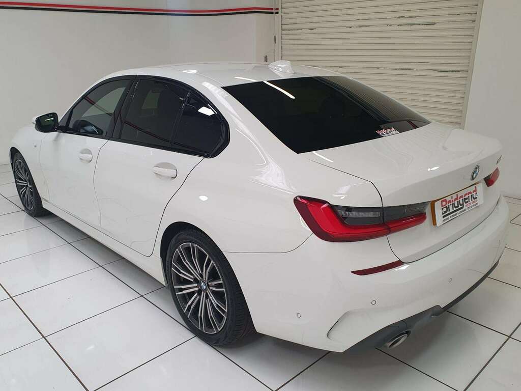 BMW 3 Series 2.0 320D M Sport Saloon YE19AVT White #4