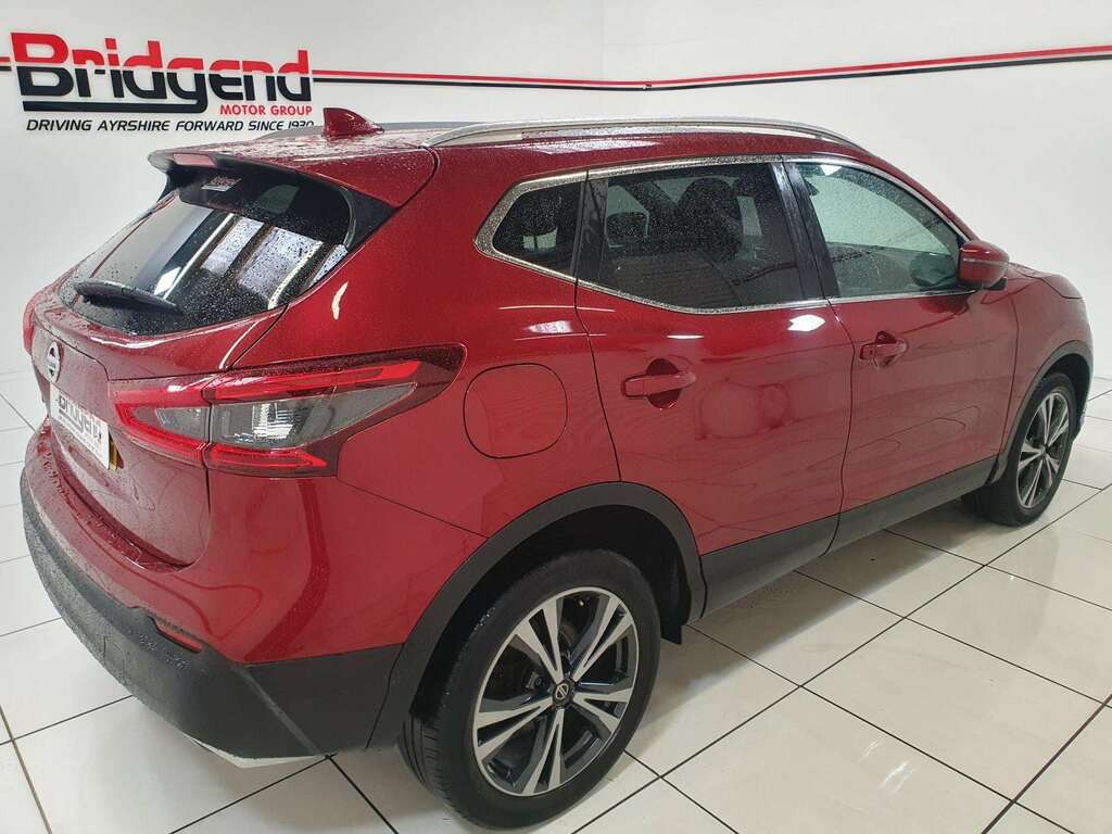 Nissan Qashqai 1.5 Dci N-connecta Suv SW19KCF Red #6