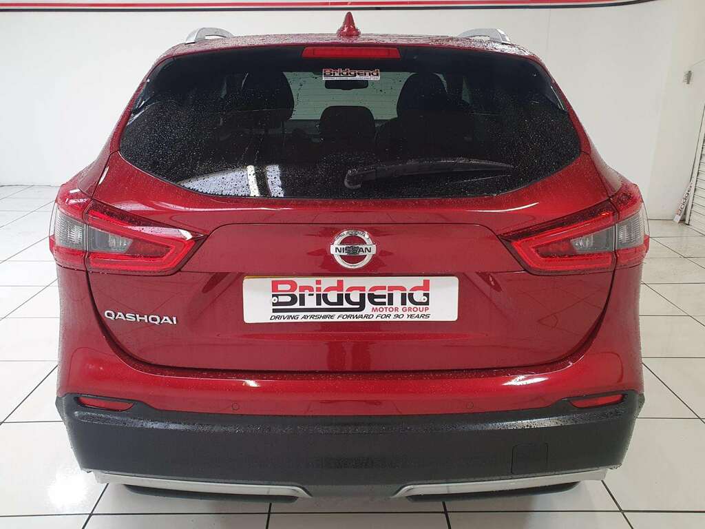 Nissan Qashqai 1.5 Dci N-connecta Suv SW19KCF Red #5