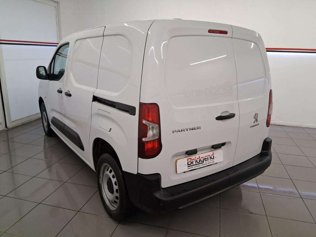 Peugeot Partner 1.5 Bluehdi 1000 Professional Premium Standard P ME73TPV White #4
