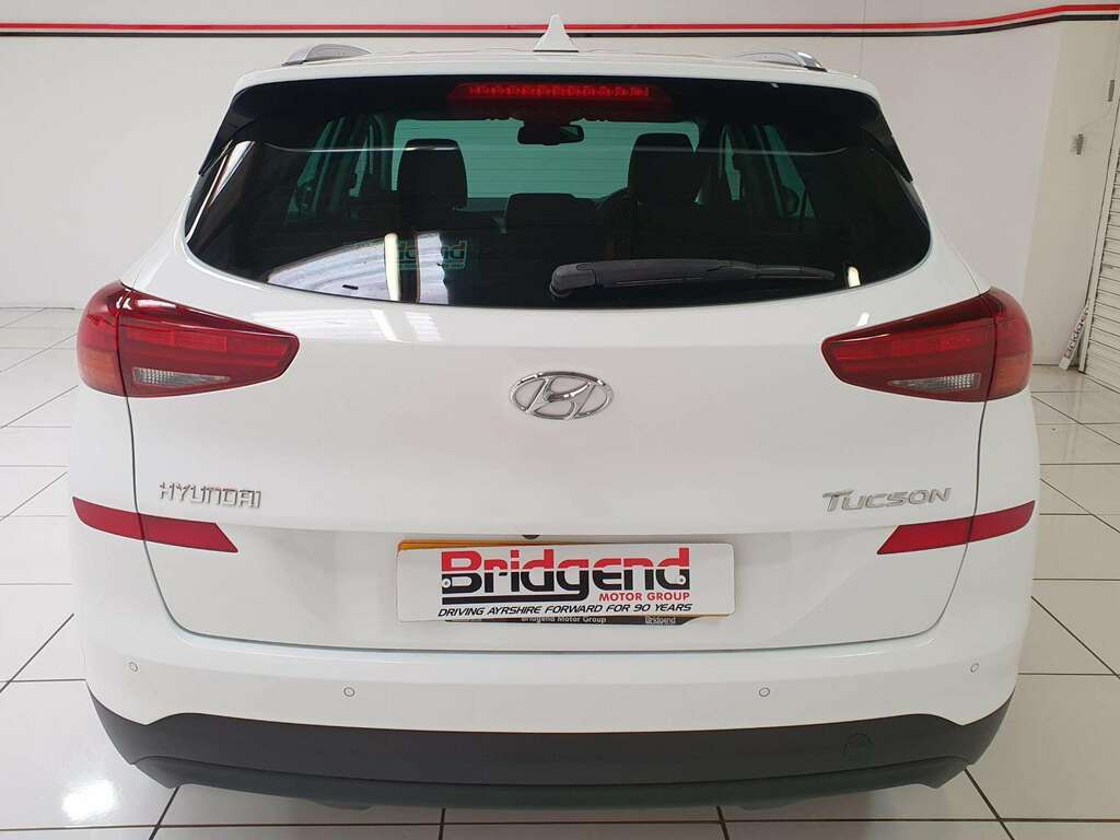 Hyundai Tucson 1.6 Gdi Premium Suv MT19NXG White #5