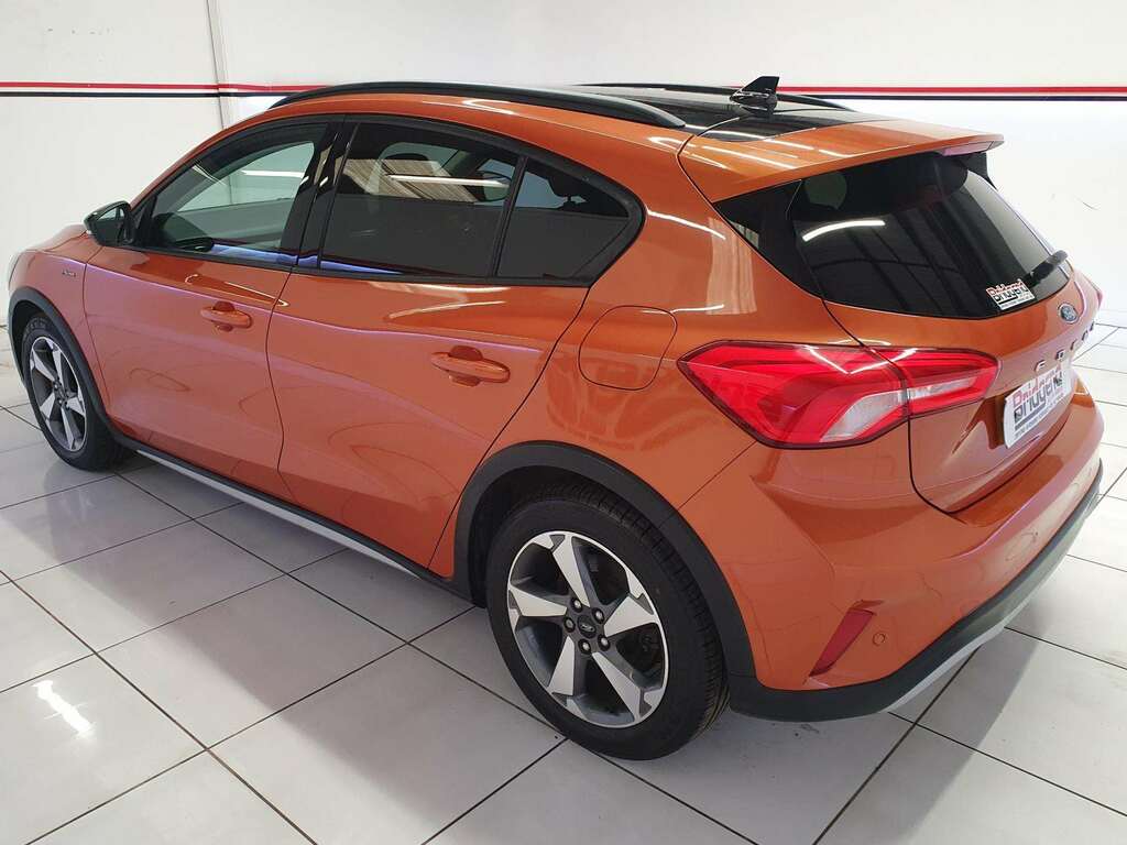 Ford Focus 1.0T Ecoboost Active Hatchback CY20GGP Orange #4