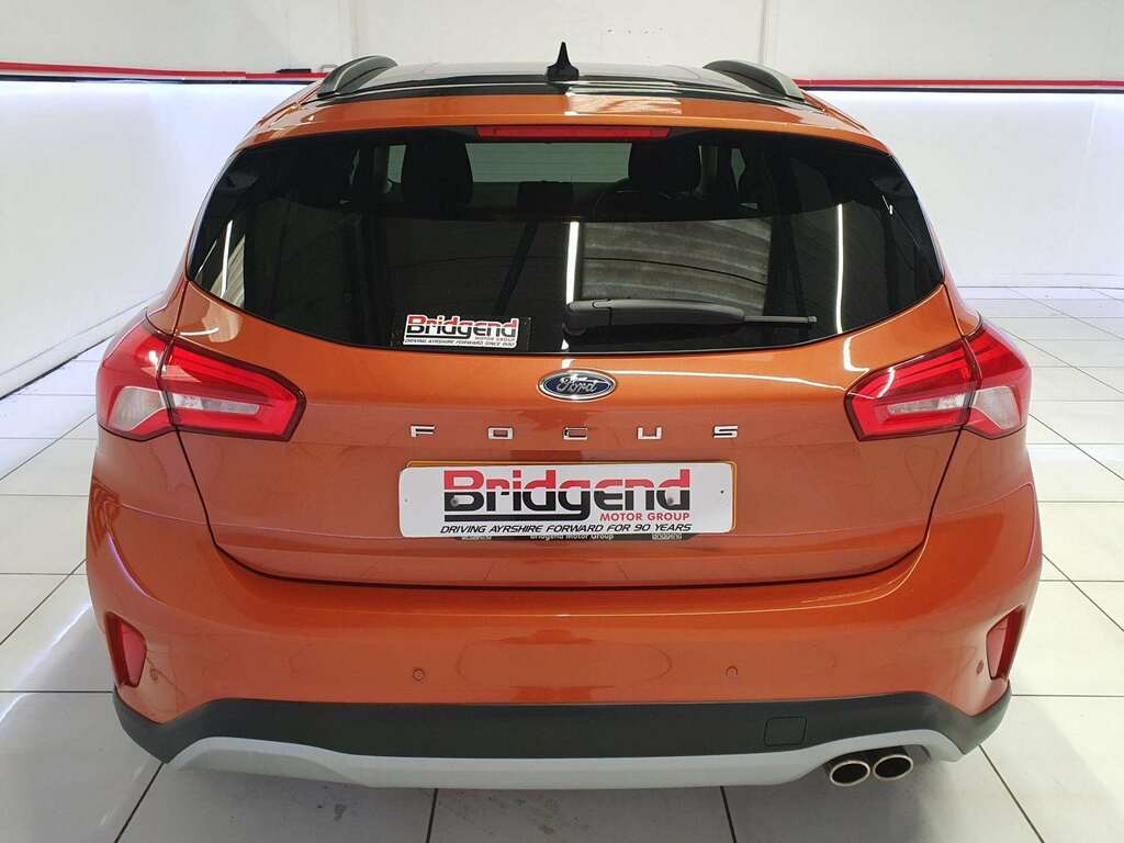 Ford Focus 1.0T Ecoboost Active Hatchback CY20GGP Orange #5