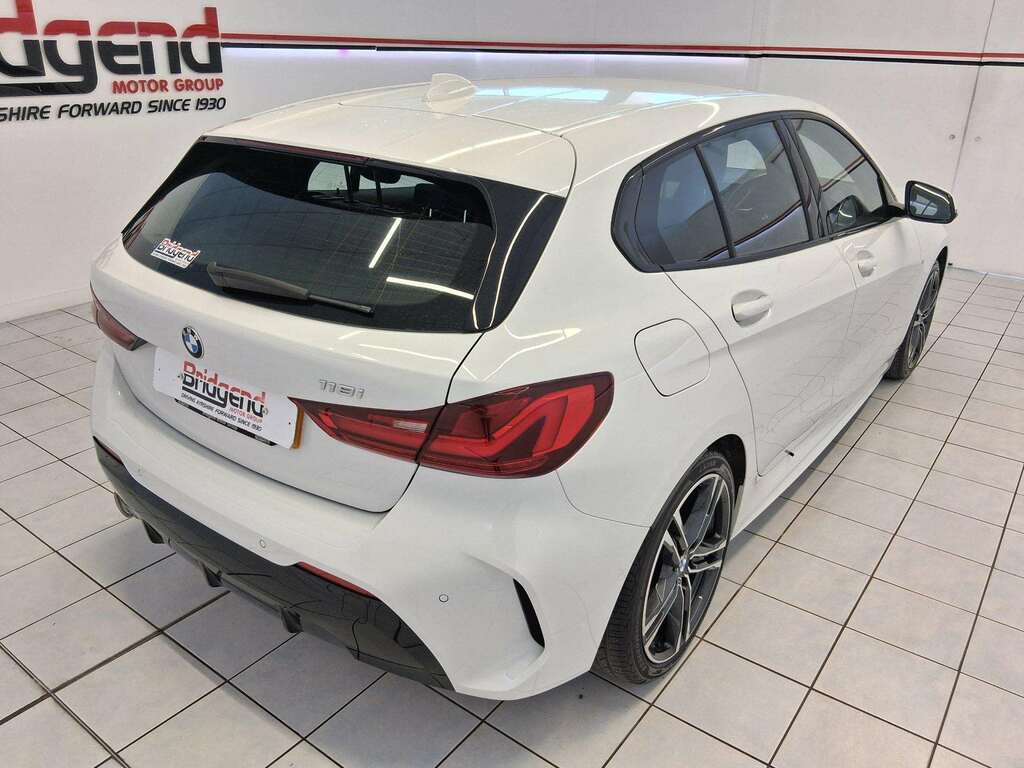 BMW 1 Series 1.5 118I M Sport Lcp Hatchback ST21YHU White #6