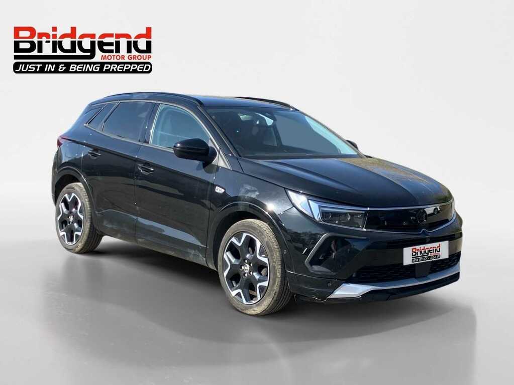 Vauxhall Grandland 1.5 Turbo D Ultimate Suv YO72LNV Black #2