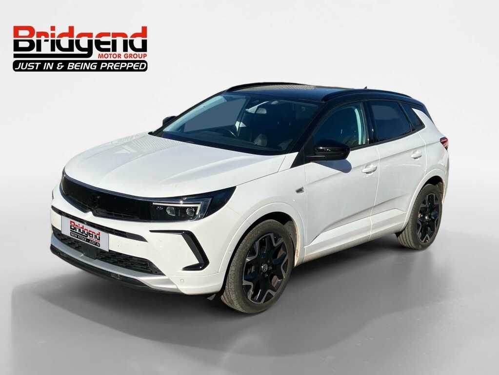 Vauxhall Grandland 1.2 Turbo Ultimate Suv SG23FLN White #3