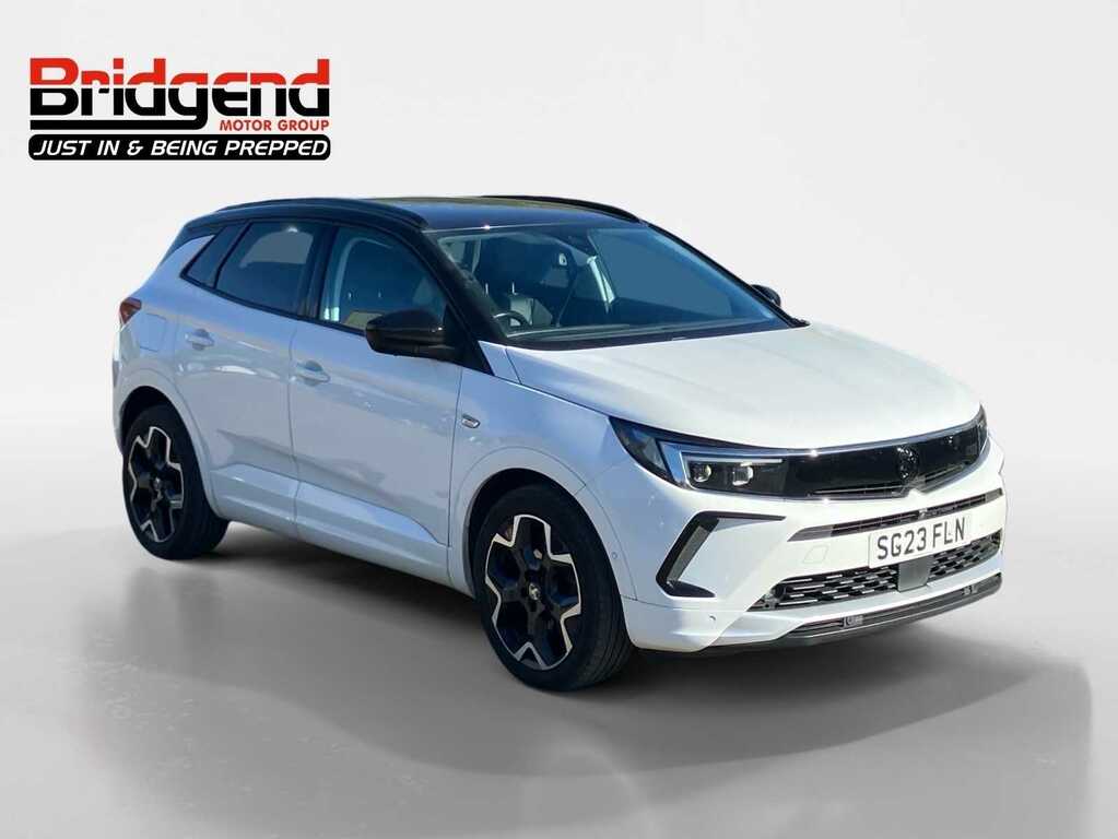 Vauxhall Grandland 1.2 Turbo Ultimate Suv SG23FLN White #2