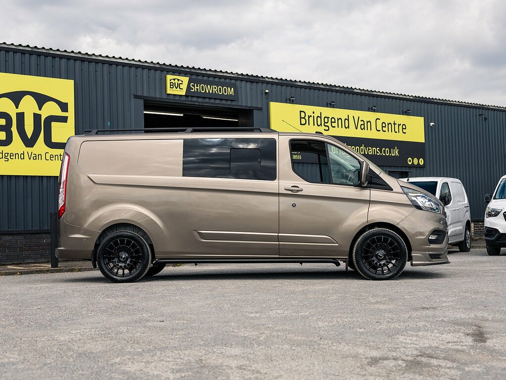 Ford Transit Custom Signature 300 Limited 2.0 Ecoblue 130 Bhp 6 Seat C HJ72YDE Silver #5