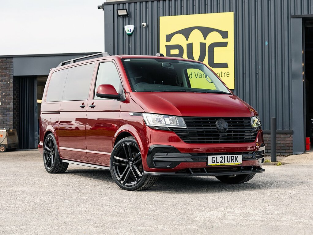 Volkswagen Transporter Shuttle S 2.0 Tdi 150 Bhp Swb 7 Speed Dsg 8 Seat Red