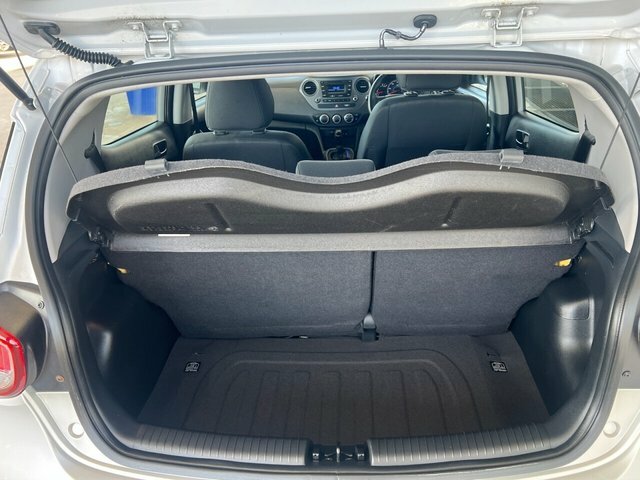 Hyundai I10 Se Hatchback Grey #5