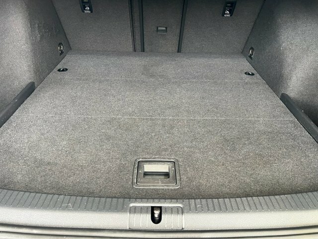 Volkswagen Golf Tdi Se Estate BT68UJL White #6